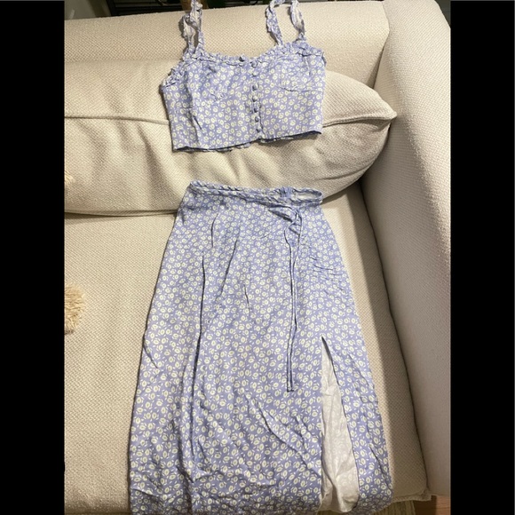 Zara top and skirt - Picture 1 of 4